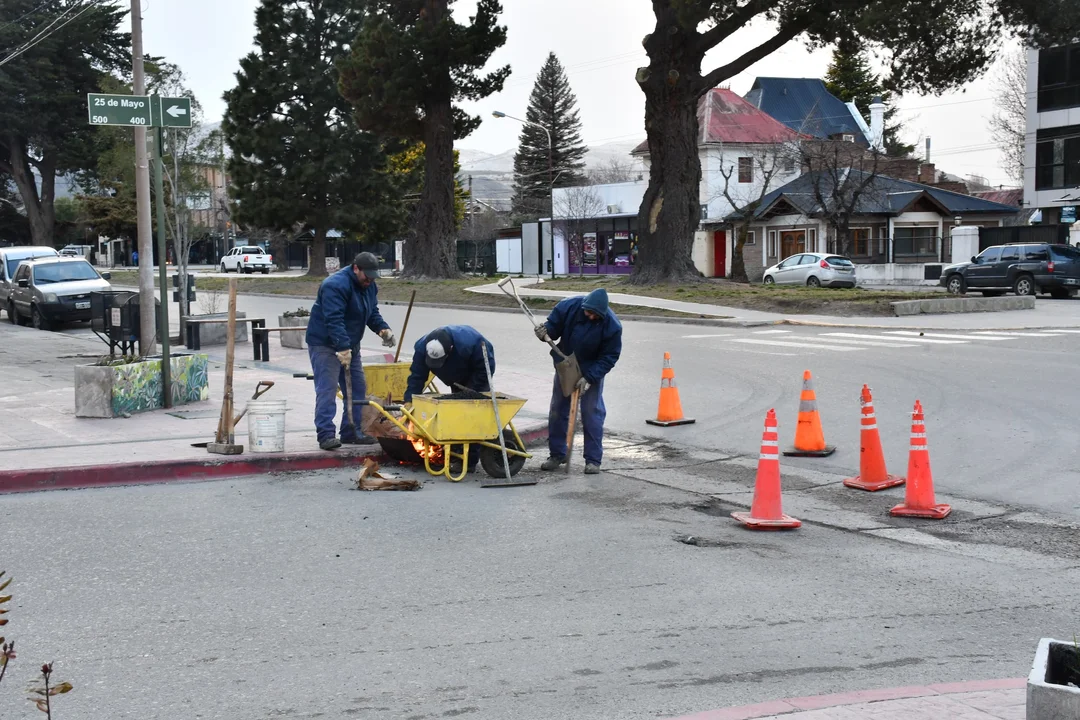 El municipio elabora un plan de bacheo y mantenimiento de calles