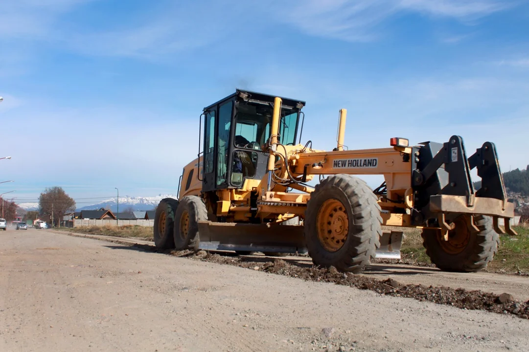 Continúa el plan de mantenimiento de calles de ripio en Esquel