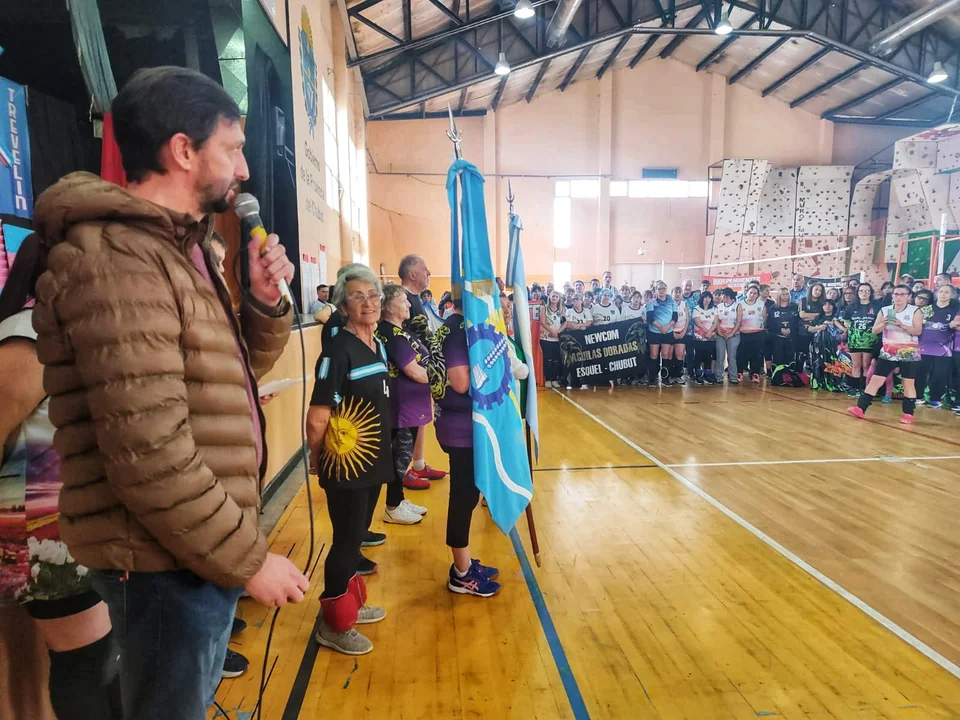 Más de 40 equipos participan del Primer Torneo Patagónico de Newcom en Trevelin