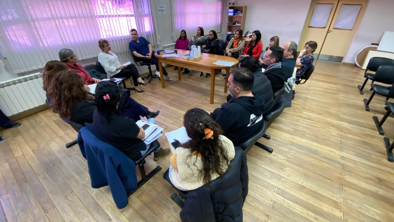 El Hospital de Esquel encabezó un encuentro para fortalecer el servicio de salud en las zonas rurales