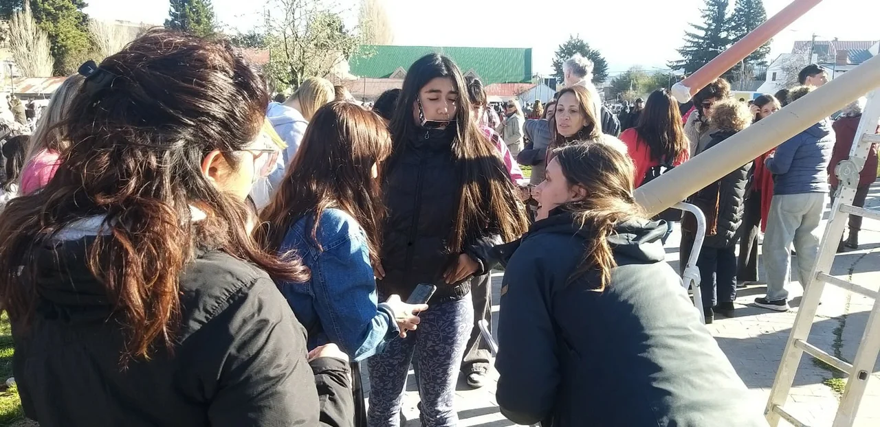 Cómo se vio el eclipse de sol en Esquel: "una experiencia que queda en la memoria"