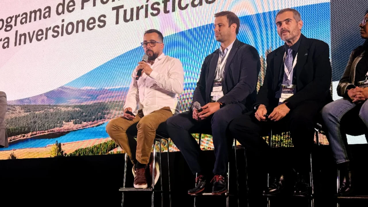 Taccetta presentó en Buenos Aires el plan de gestión para la promoción de inversiones turísticas en Esquel