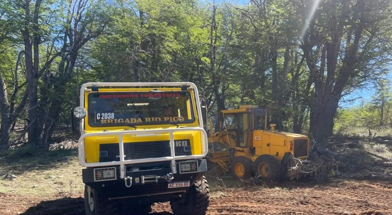 Controlaron el incendio en Río Pico: presumen que fue provocado por una quema 