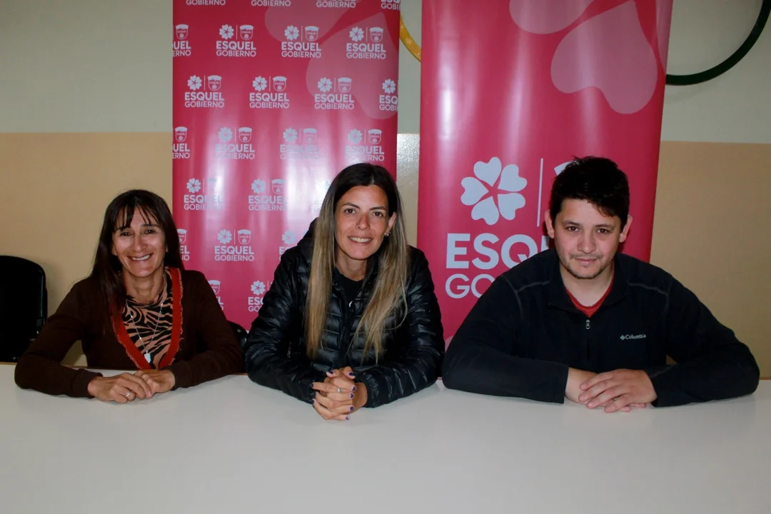 "Emprender es estar en movimiento": Invitan a participar de la carrera nocturna de la EPJA 7714