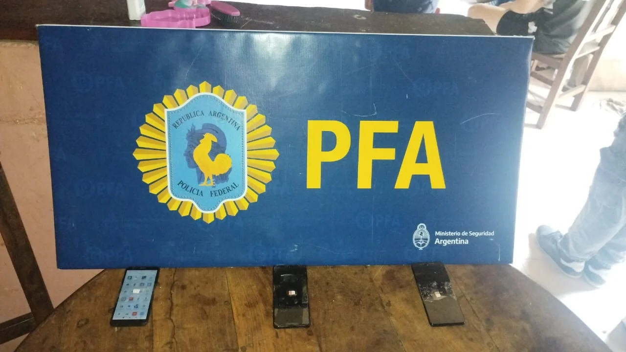 La Policía Federal desmanteló una organización criminal en Buenos Aires que estafó a vecinos de Epuyén