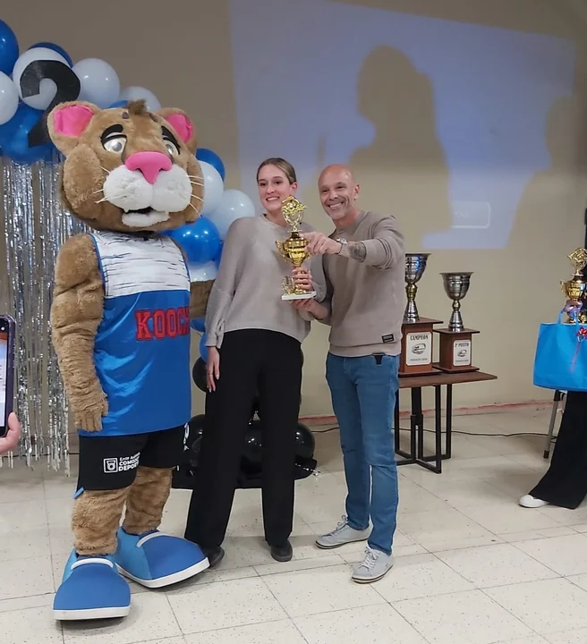 Iara Roberts cerró su ciclo en la Escuela Municipal de Natación con una destacada actuación