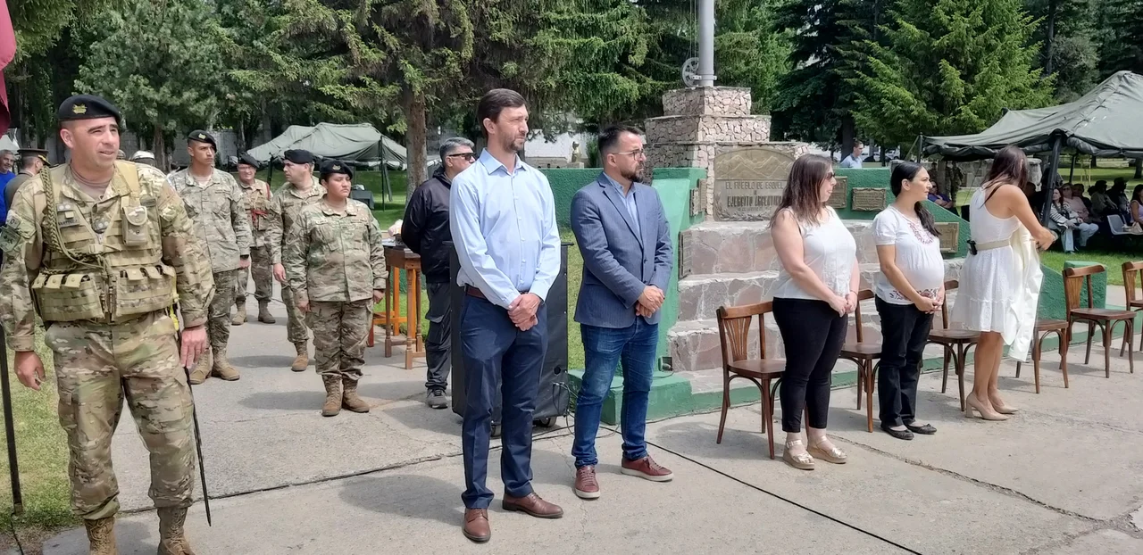 El teniente coronel Marcelo Lagraña asumió como jefe del Regimiento en Esquel