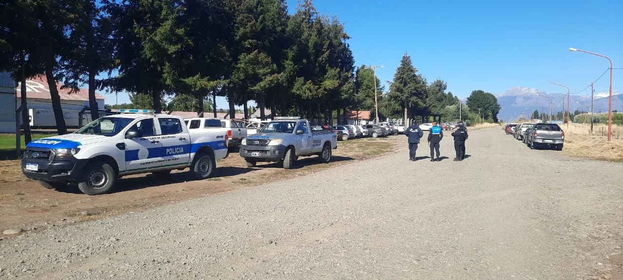 Alerta en Trevelin por presunta fuga de una sustancia tóxica en el Frigorífico